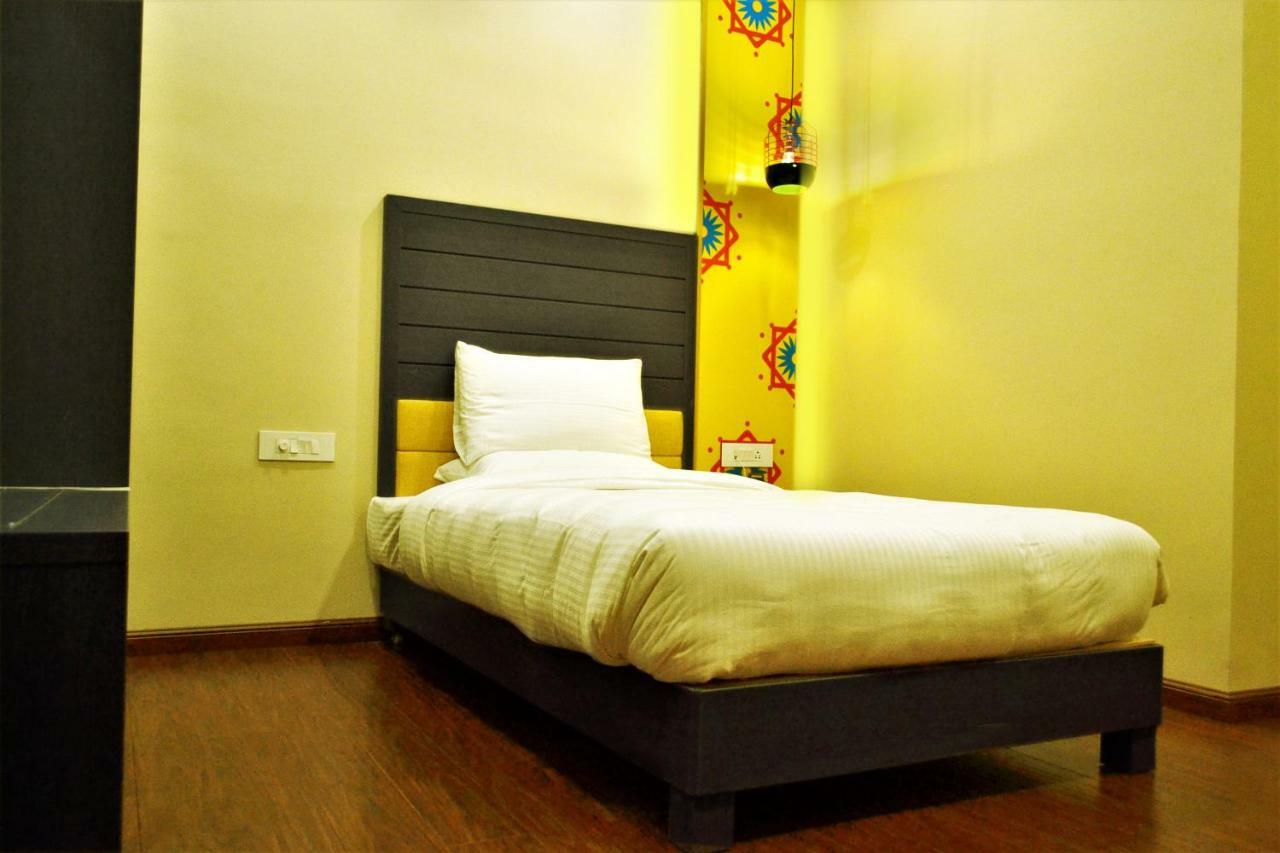 Hotel Asansol International Exterior photo